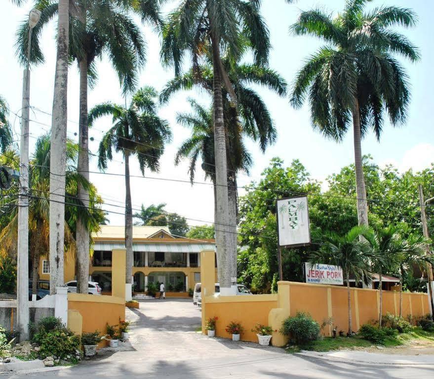 Palm Bay Guest House & Restaurant Montego Bay Exterior photo
